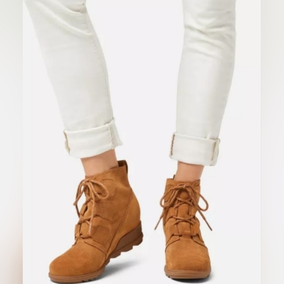 Sorel Shoes - Sorel Women's Evie Lug Sole Lace Lace-Up Boots Size 9 NWT MSRP $150
